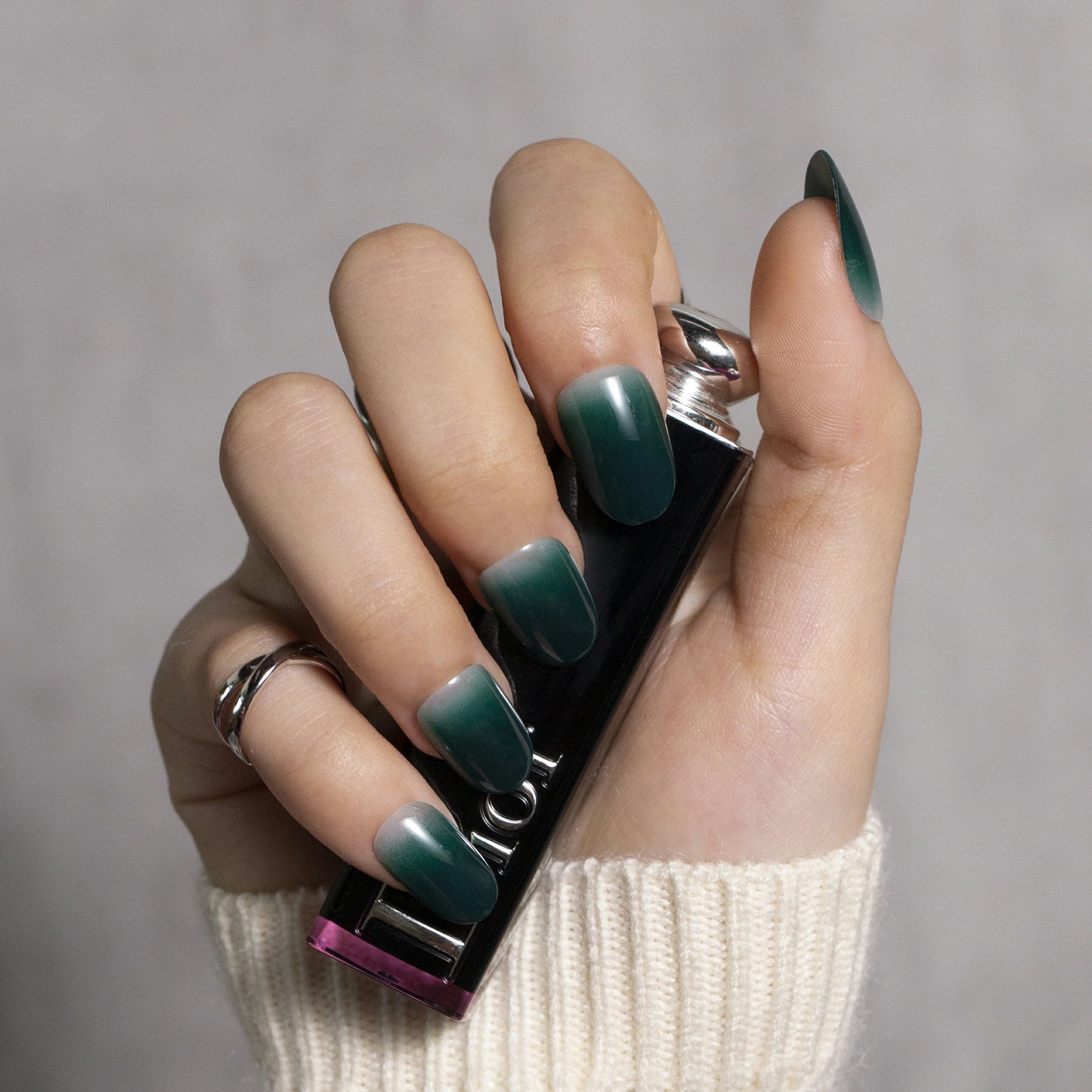 Minimalist Solid Color Short Coffin Press On Nails Green
