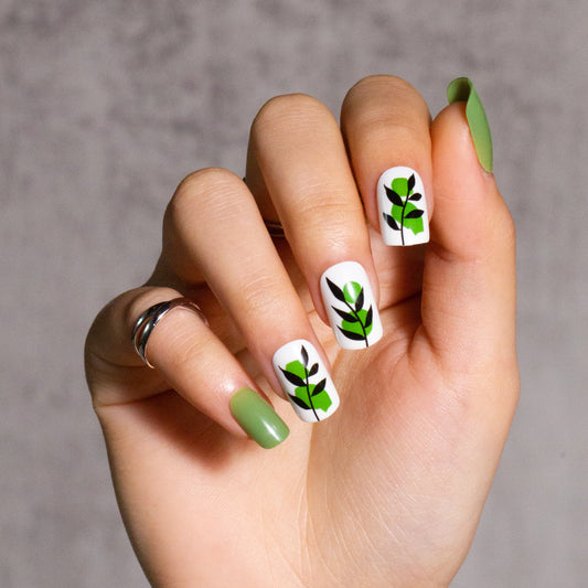 Press on Nails Short Squoval with Leaf Pattern Designs