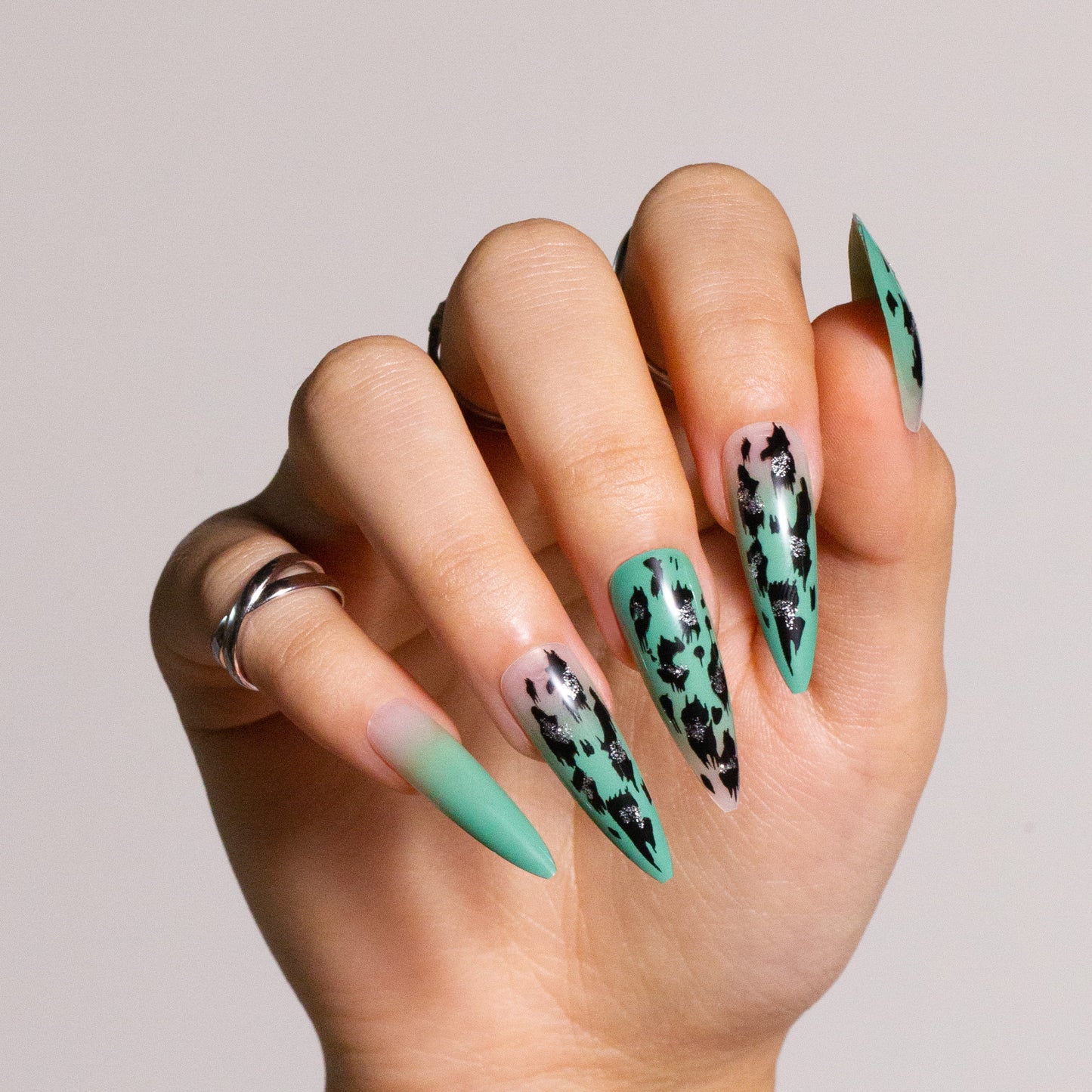 Long Stiletto Press on Nails Green With Pattern