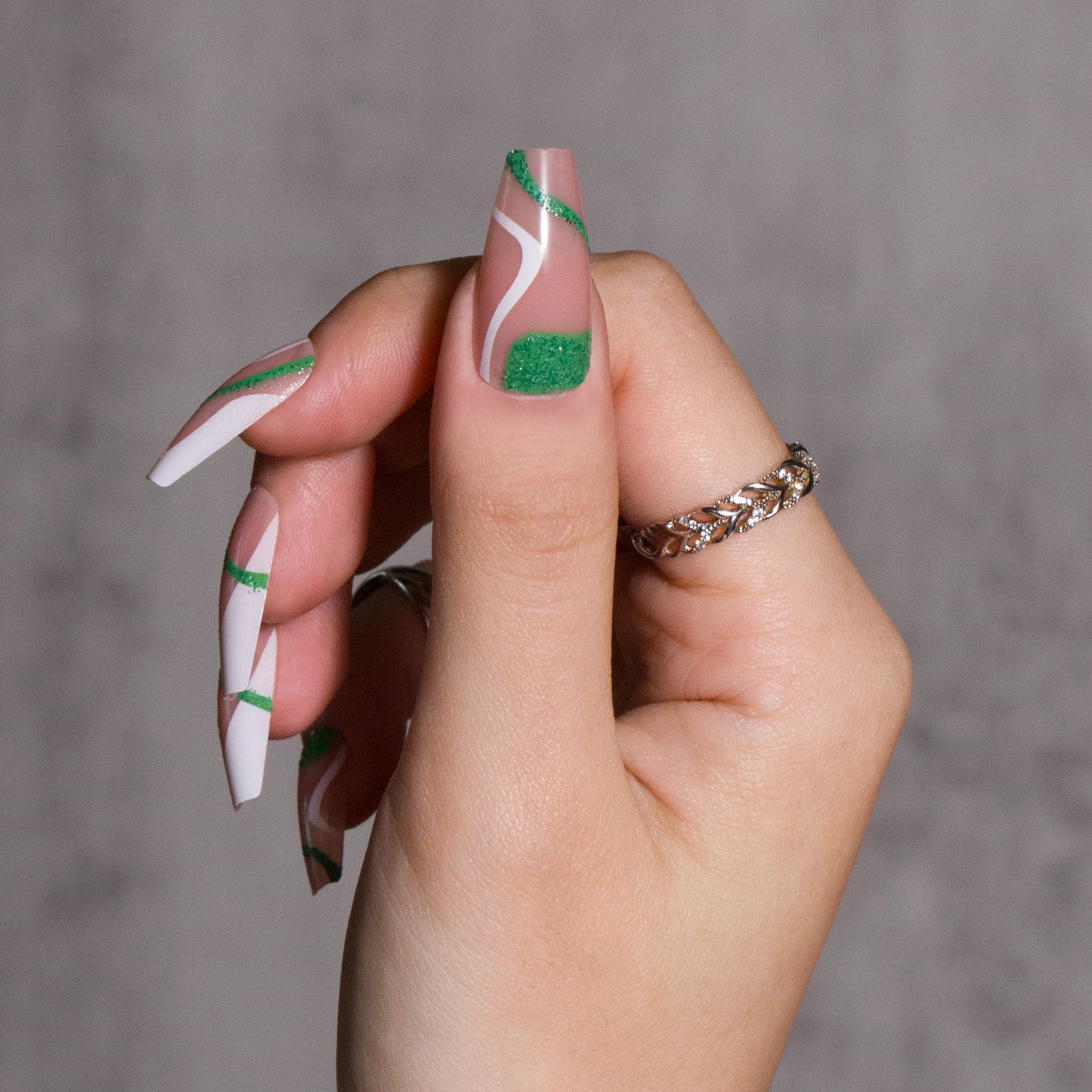 Glitter Green Irregular Pattern Press on Nails