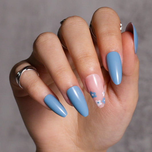 Press on Nails Flowers Designs Blue and Light Pink